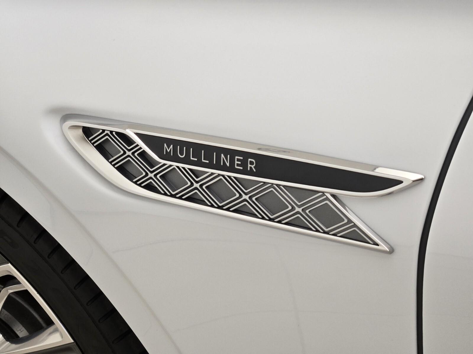 2025 Bentley Flying Spur Mulliner photo 13