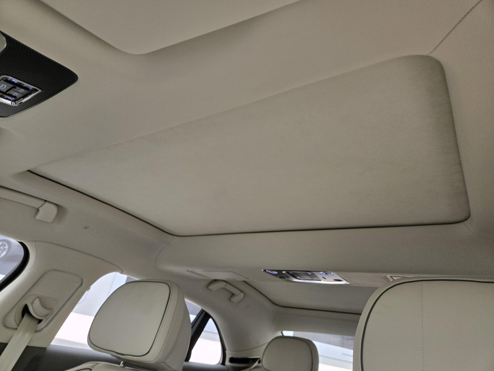 2025 Bentley Flying Spur Mulliner photo 16