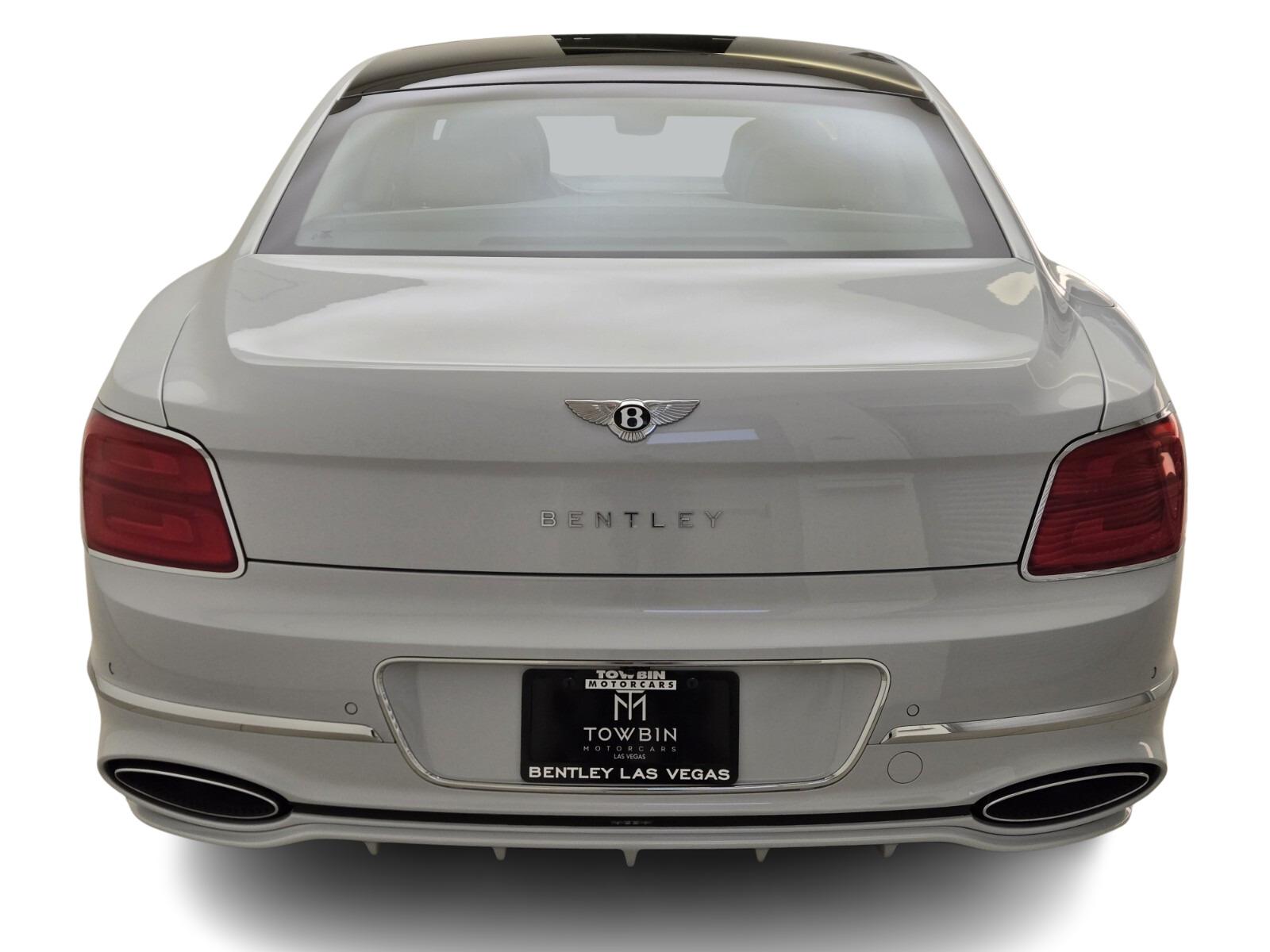 2025 Bentley Flying Spur Mulliner photo 8