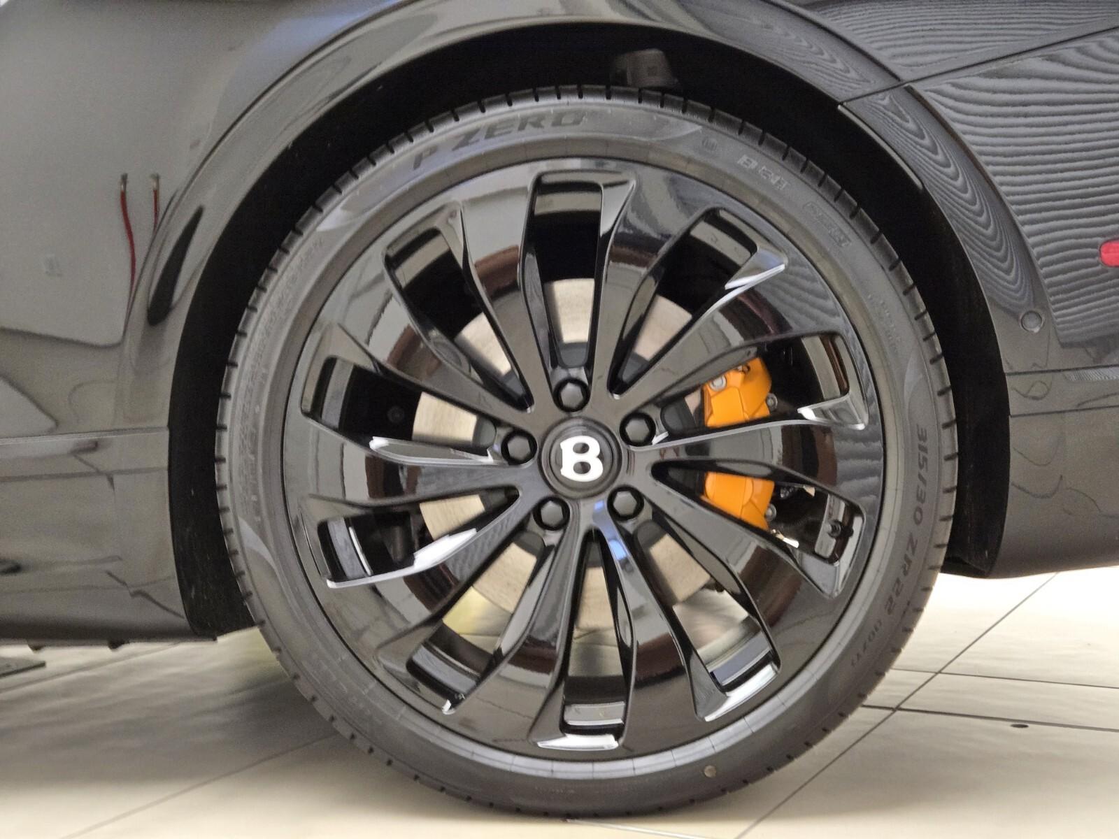2025 Bentley Continental GT Black Edition photo 15