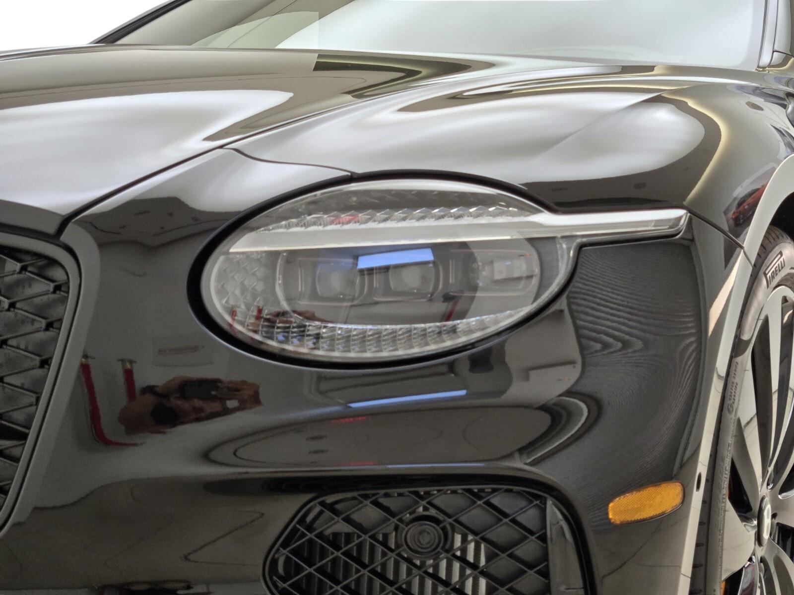 2025 Bentley Continental GT Black Edition photo 5