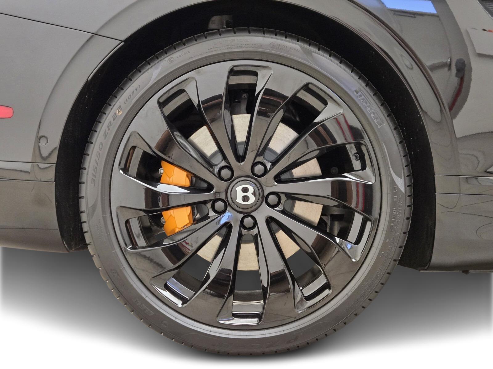 2025 Bentley Continental GT Black Edition photo 7