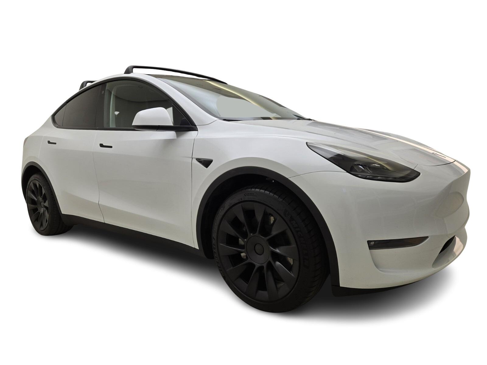 2023 Tesla Model Y Long Range photo 3