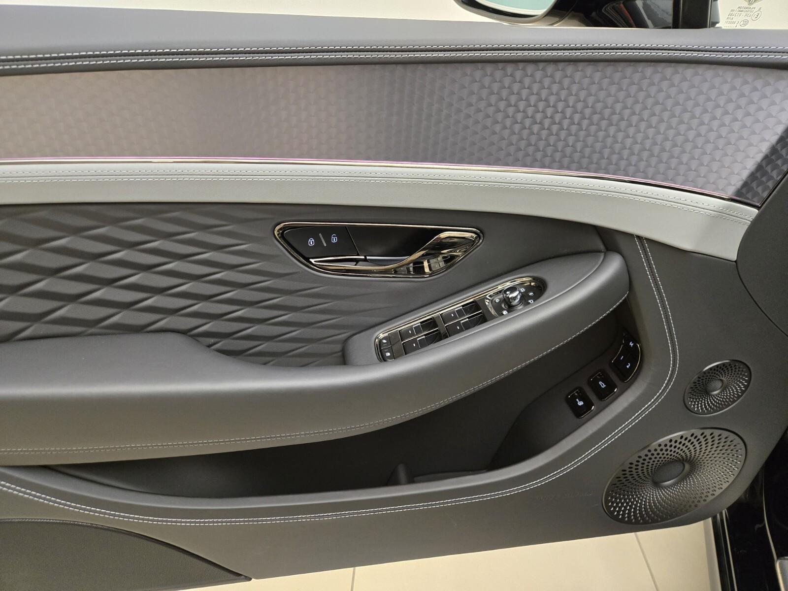 2026 Bentley Continental GTC Azure - Photo 25