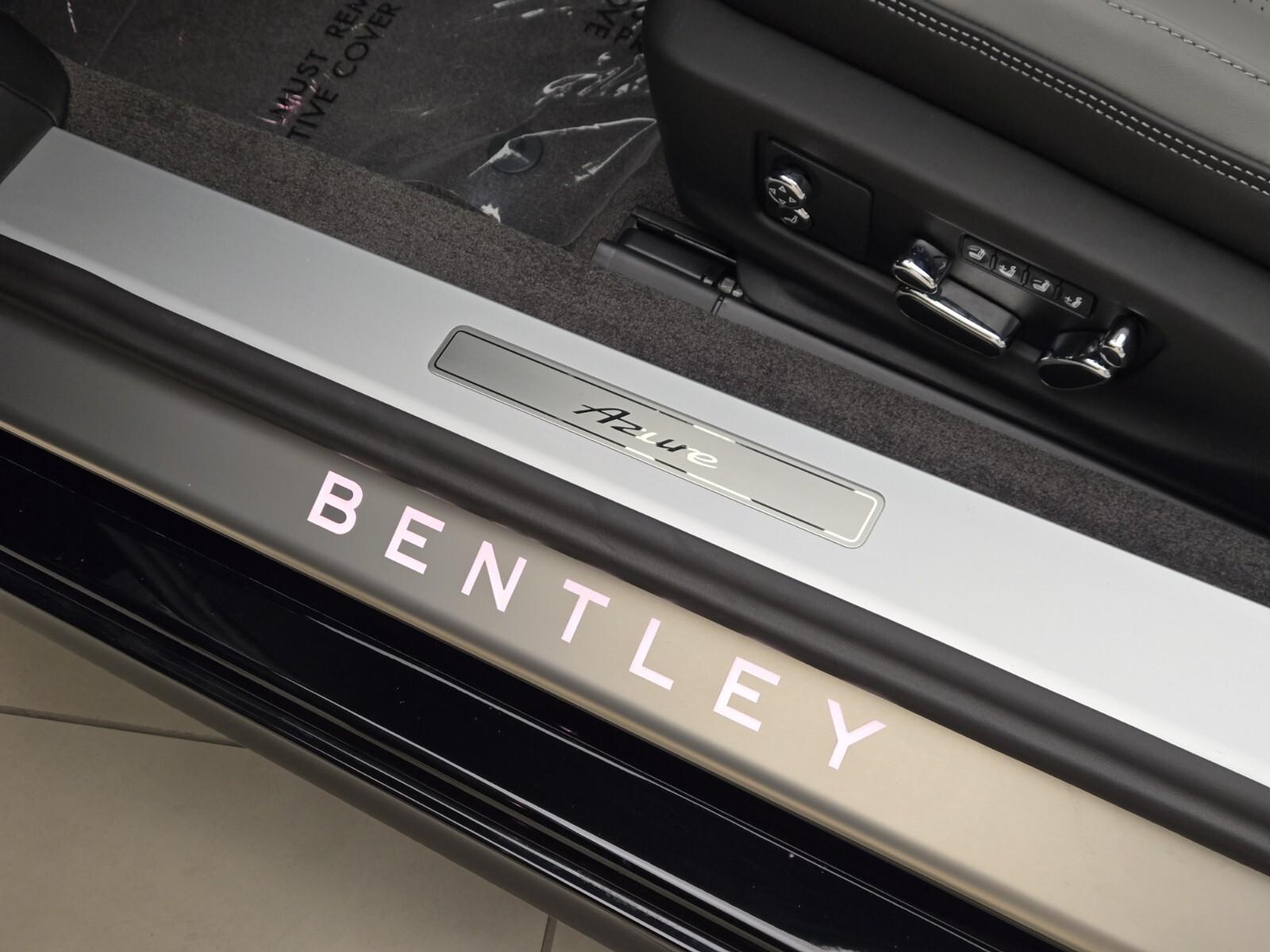 2026 Bentley Continental GTC Azure - Photo 28