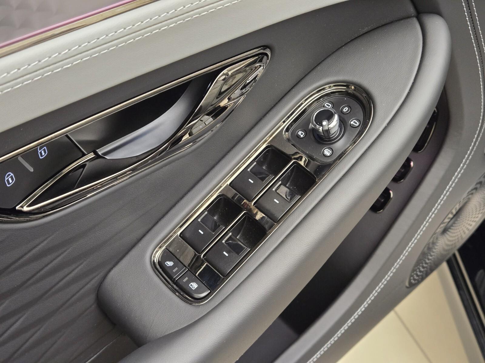 2026 Bentley Continental GTC Azure - Photo 37