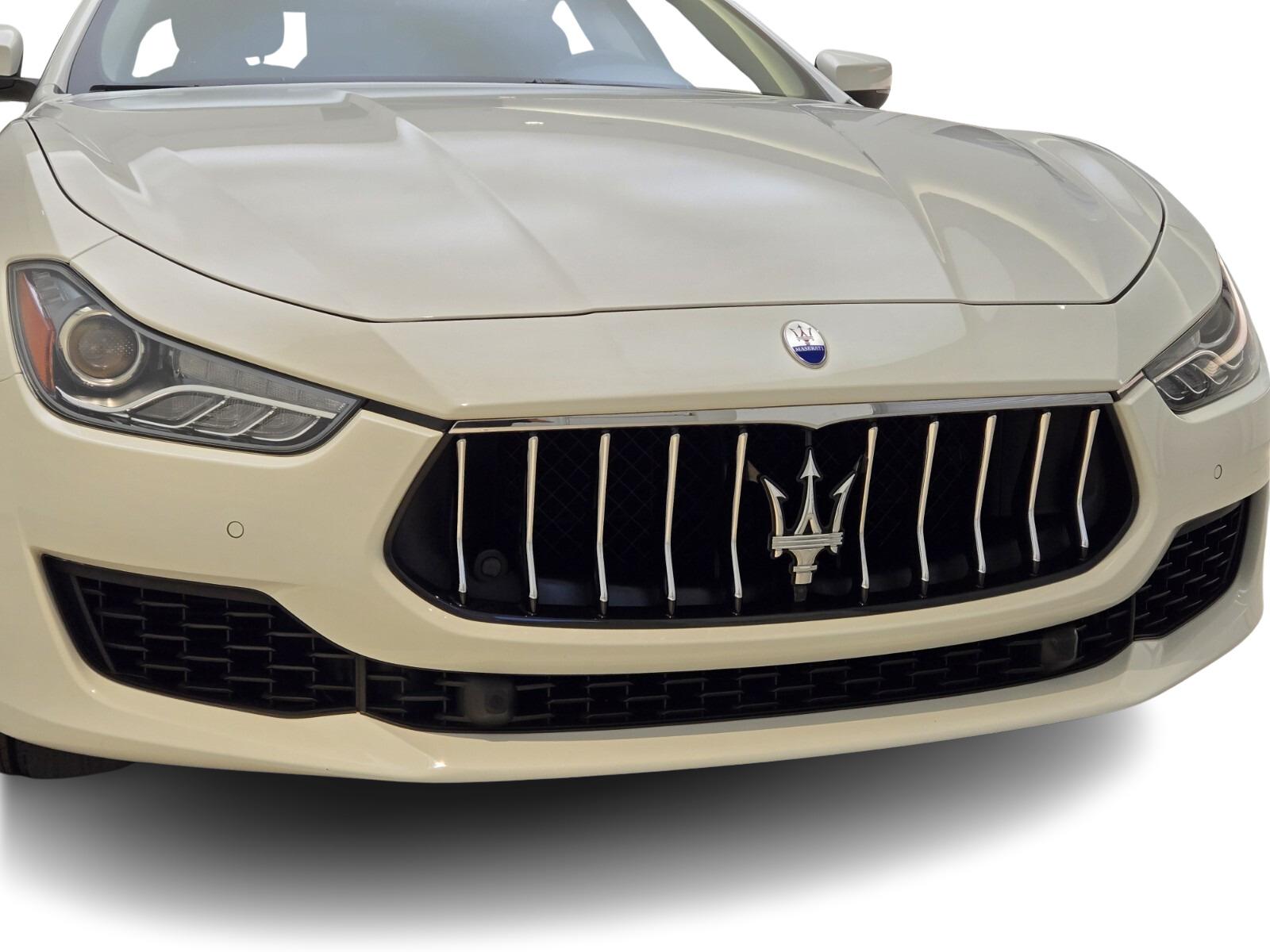 2018 Maserati Ghibli photo 4