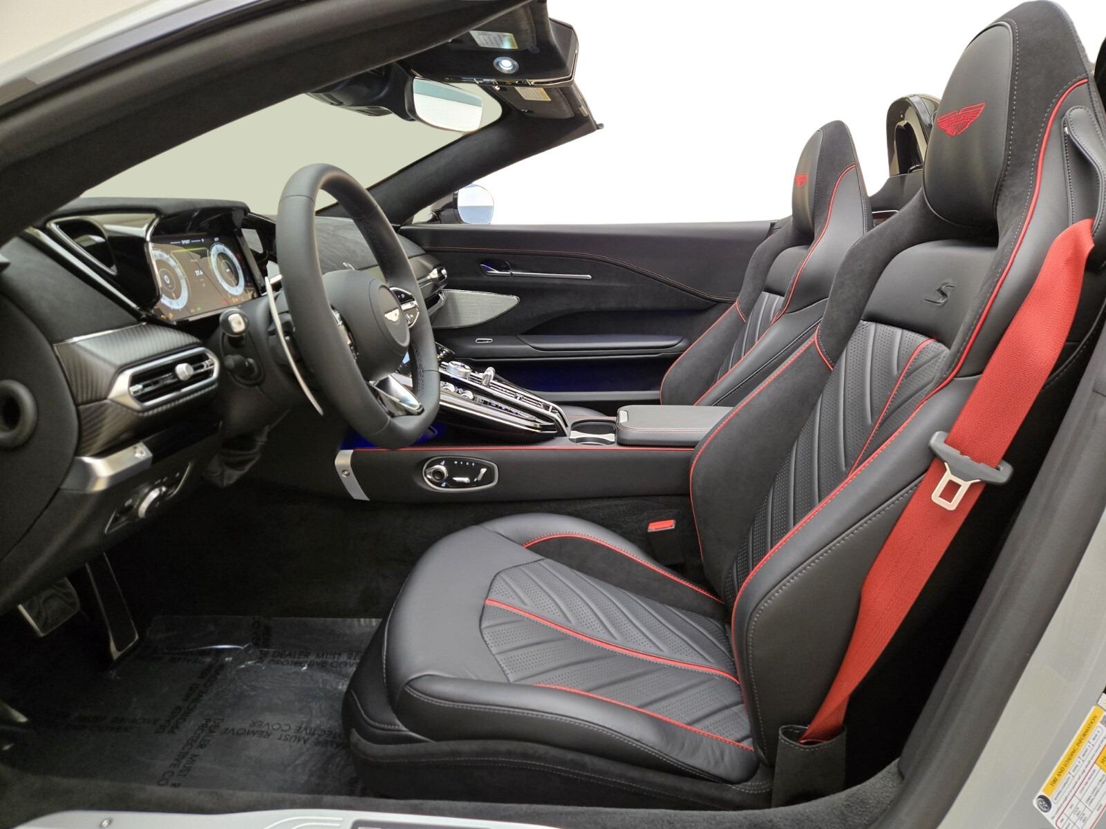 2026 Aston Martin Vantage Base - Photo 14