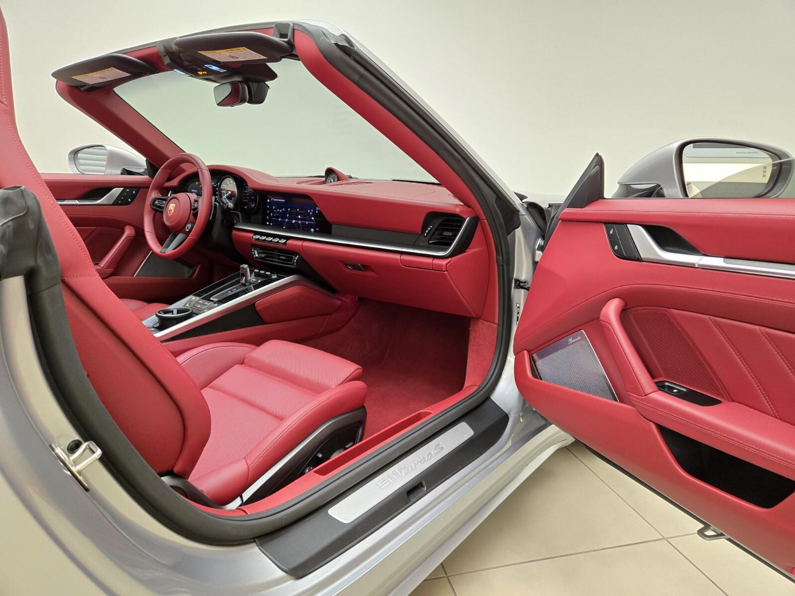 2023 Porsche 911 Turbo S - Photo 22