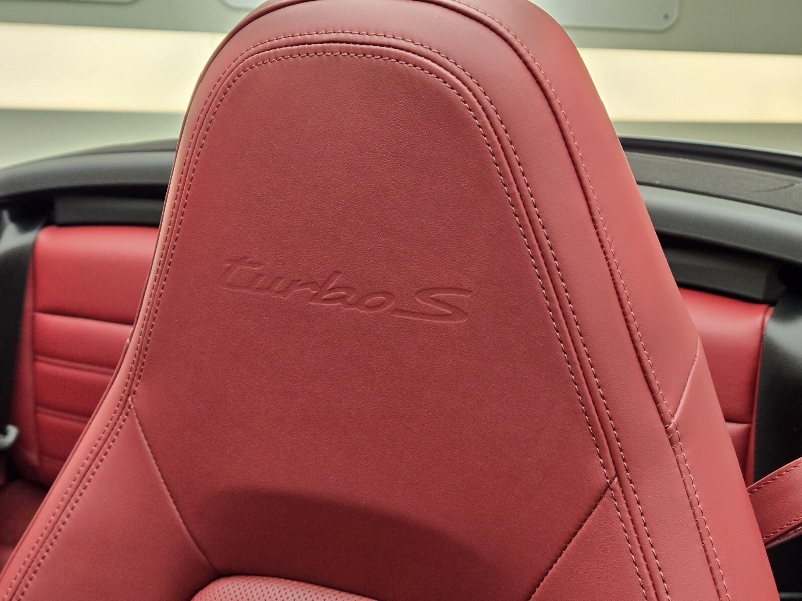 2023 Porsche 911 Turbo S - Photo 32