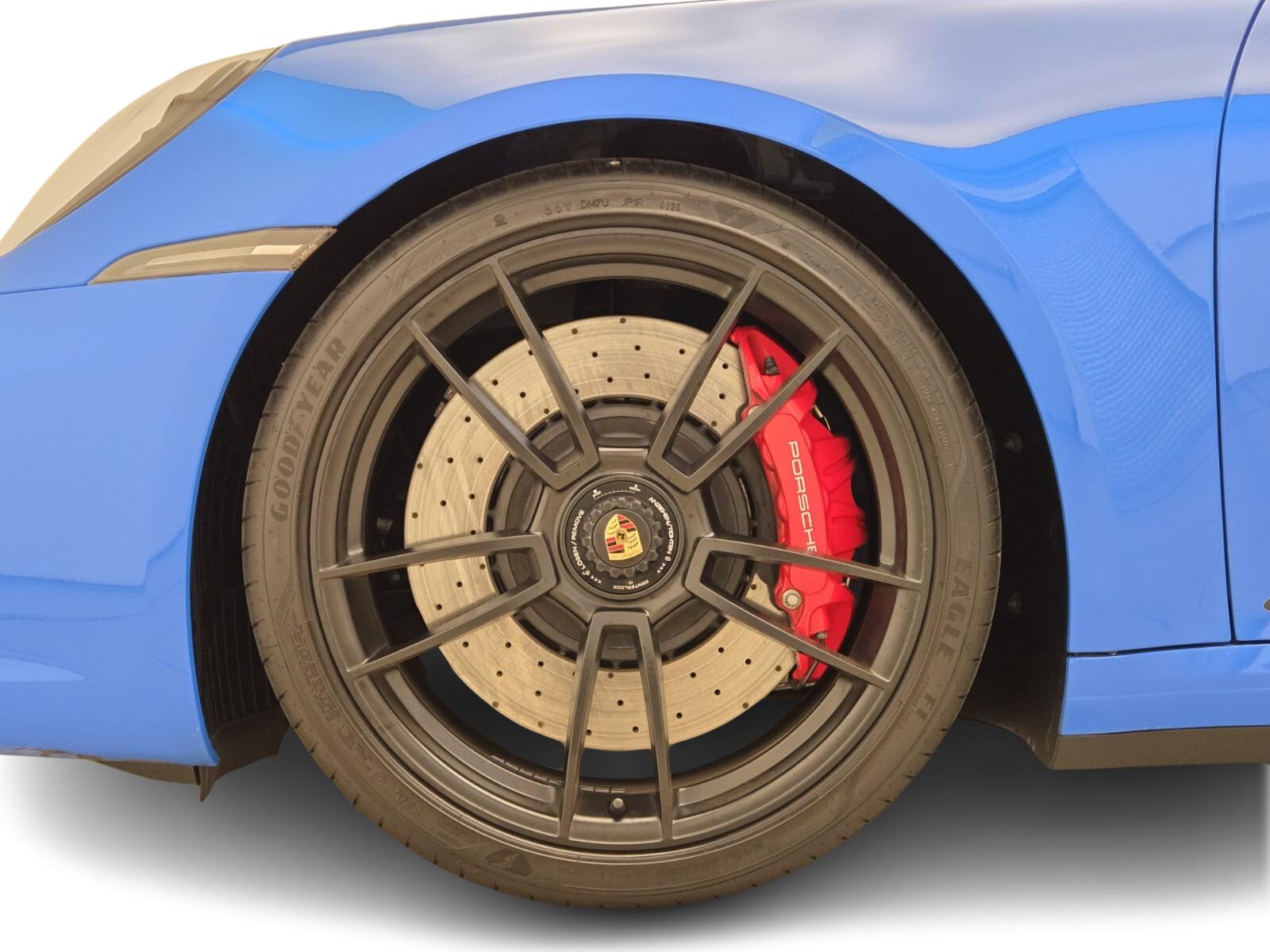 2022 Porsche 911 GTS - Photo 13