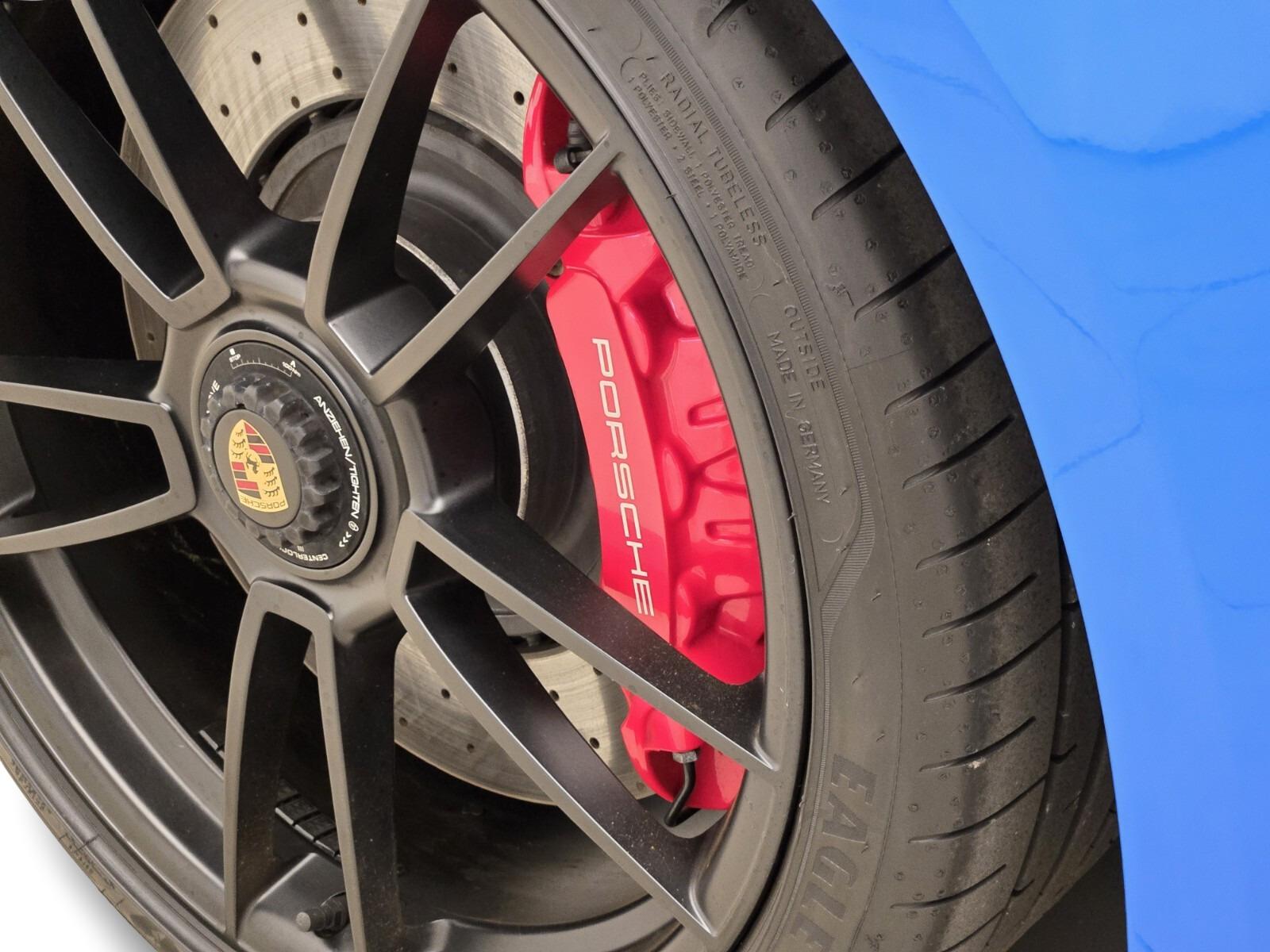 2022 Porsche 911 GTS - Photo 14