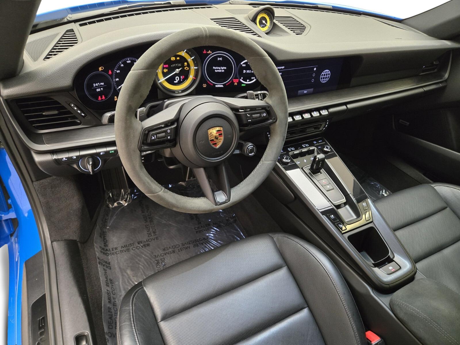 2022 Porsche 911 GTS - Photo 19