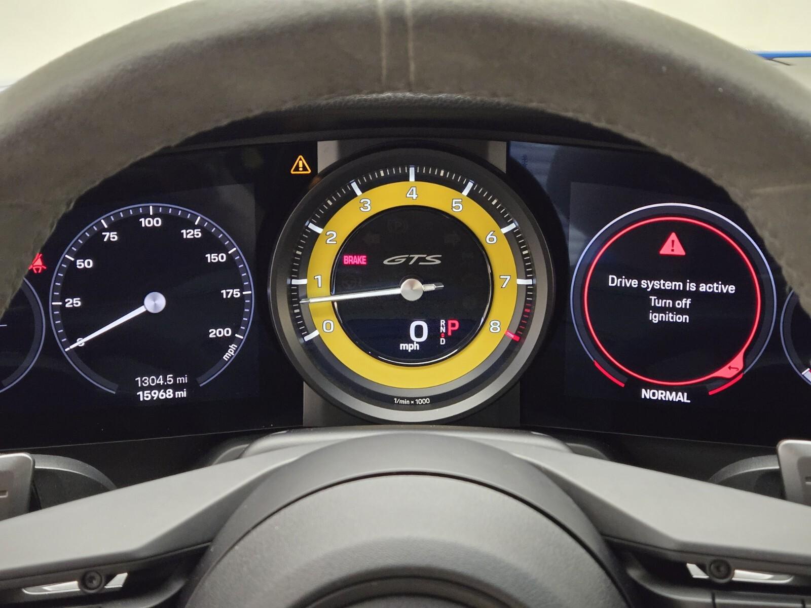 2022 Porsche 911 GTS - Photo 34