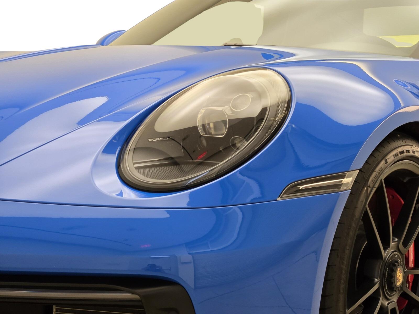2022 Porsche 911 GTS - Photo 5
