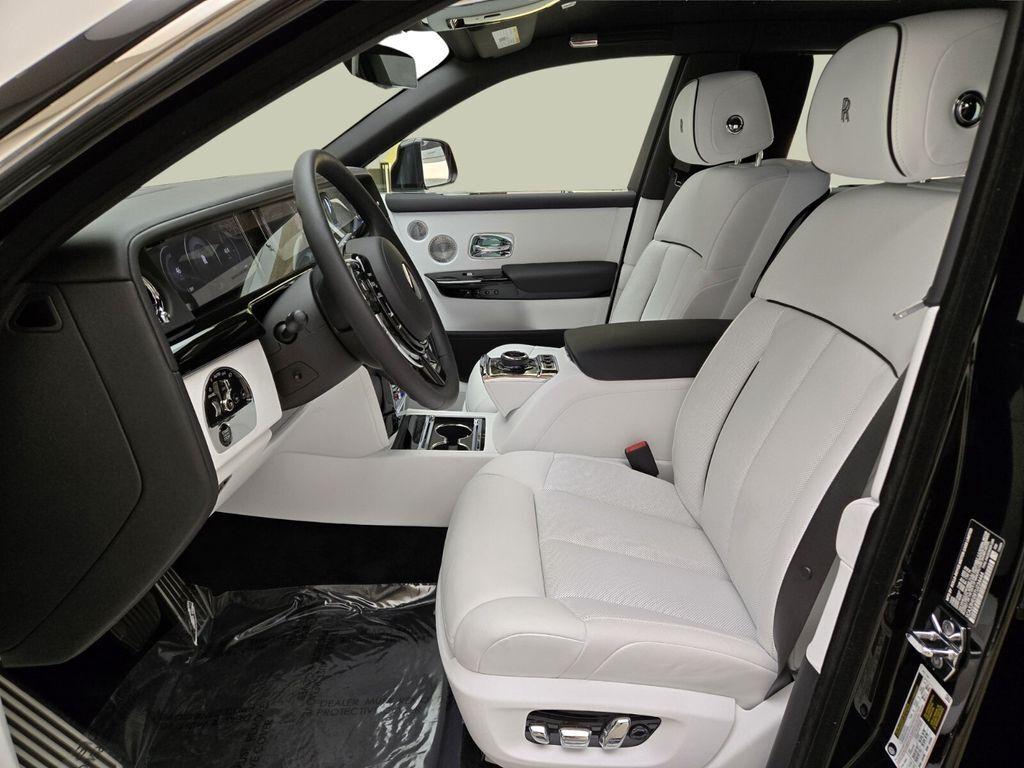 2026 Rolls-Royce Phantom Base - Photo 13