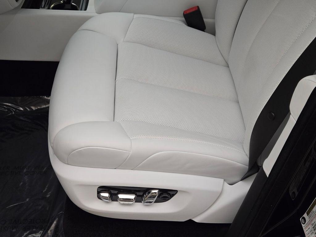 2026 Rolls-Royce Phantom Base - Photo 33