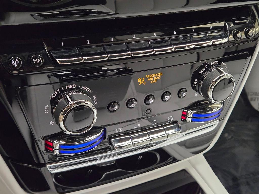2026 Rolls-Royce Phantom Base - Photo 39