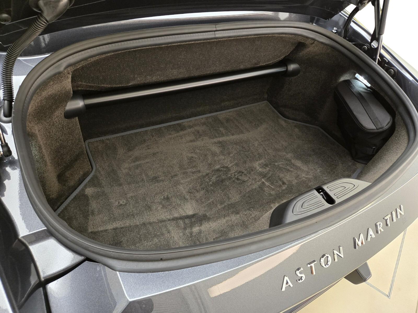 2026 Aston Martin Vantage Base - Photo 16