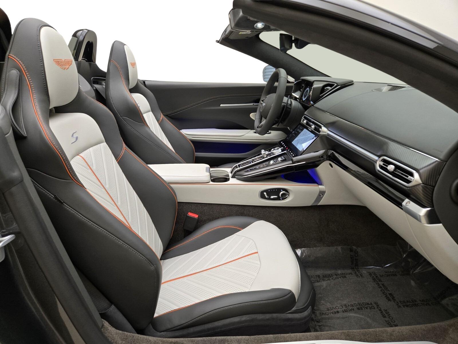2026 Aston Martin Vantage Base - Photo 18