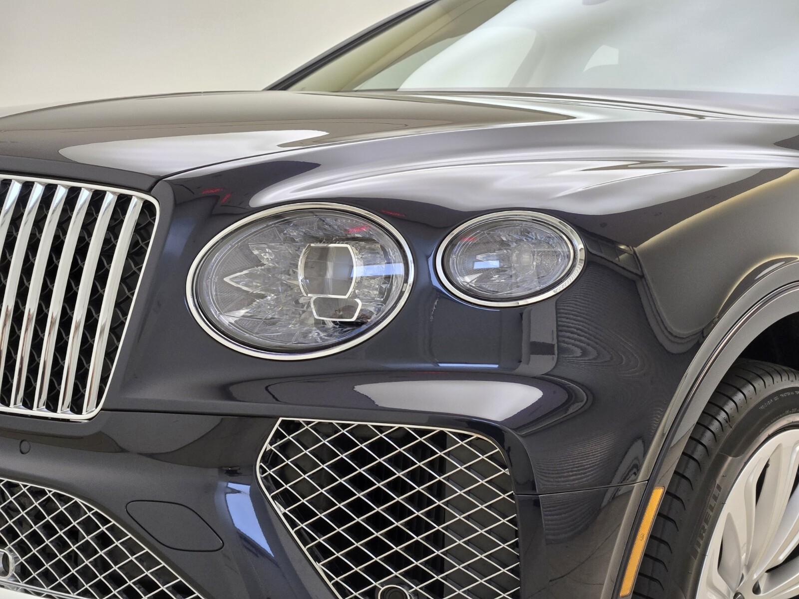 2026 Bentley Bentayga - Photo 10