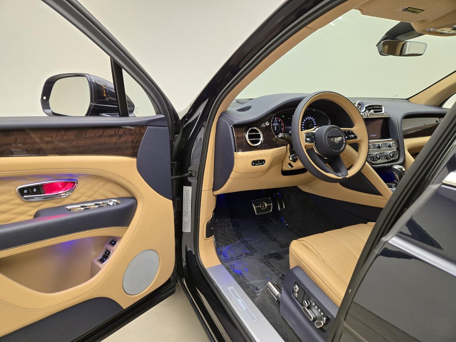 2026 Bentley Bentayga - Photo 15