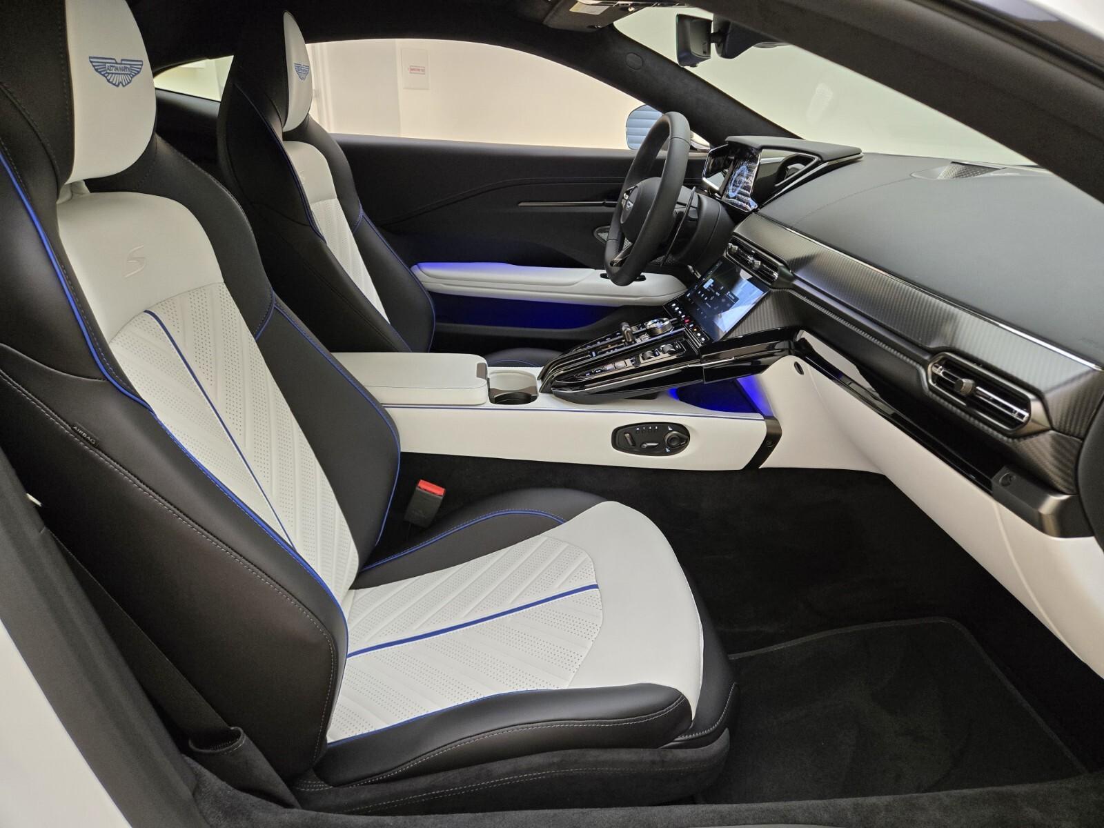 2026 Aston Martin Vantage Base - Photo 18