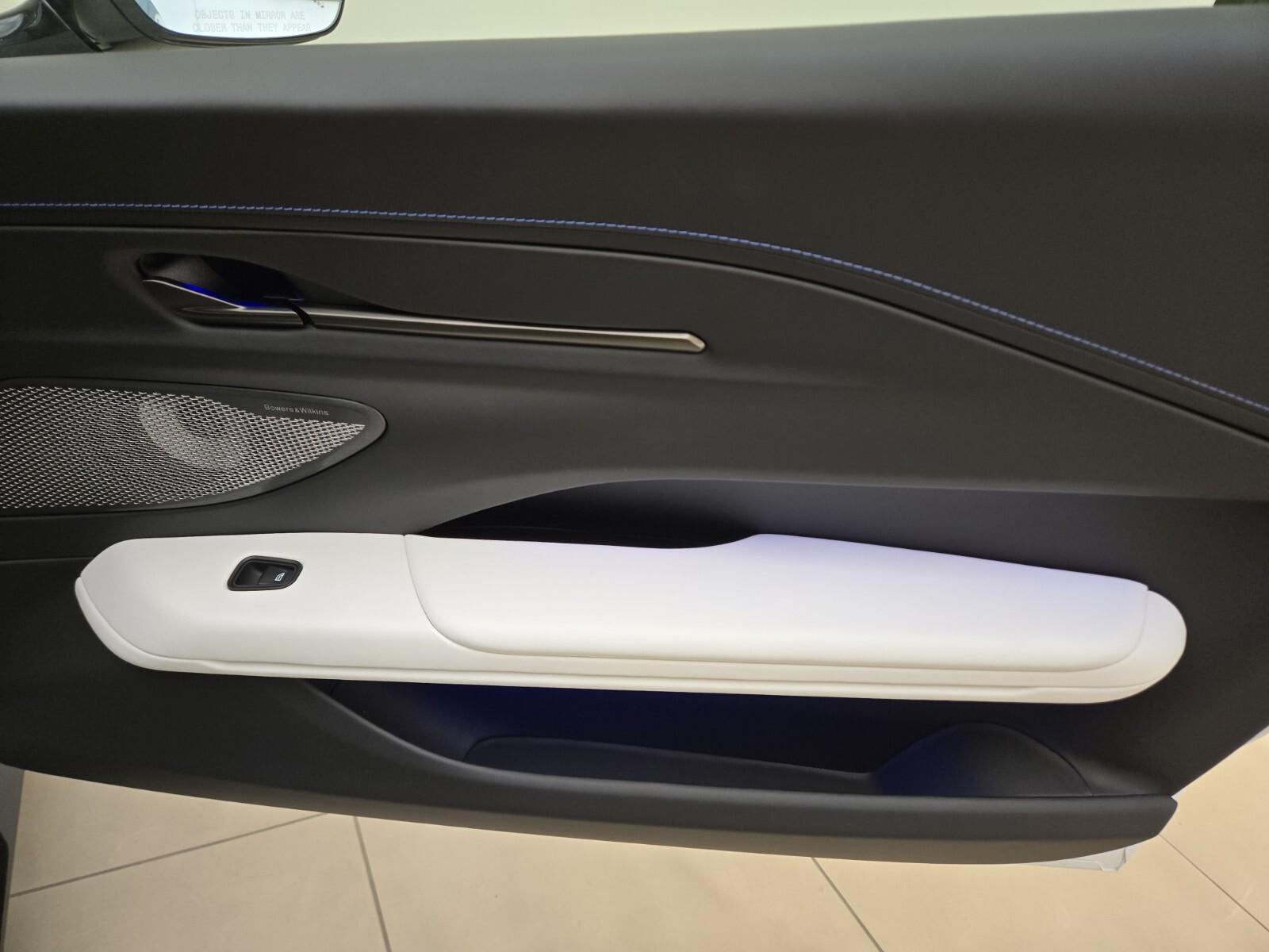 2026 Aston Martin Vantage Base - Photo 20