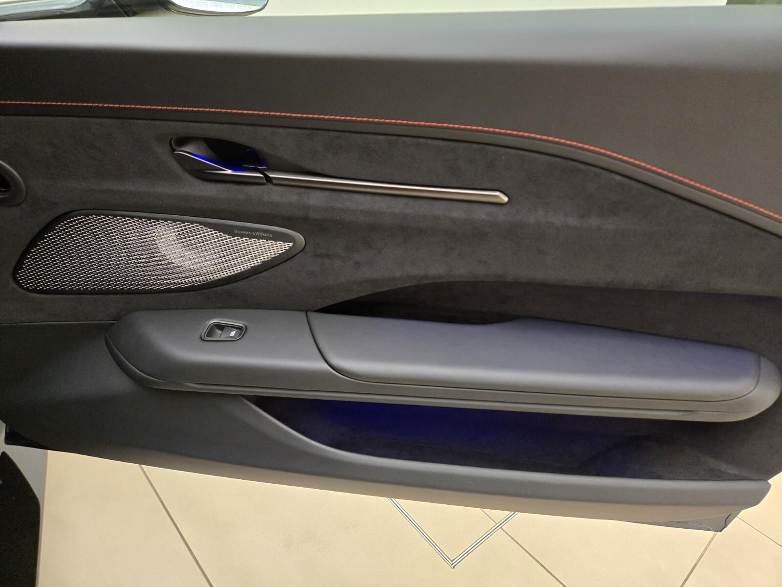 2026 Aston Martin Vantage Base - Photo 20