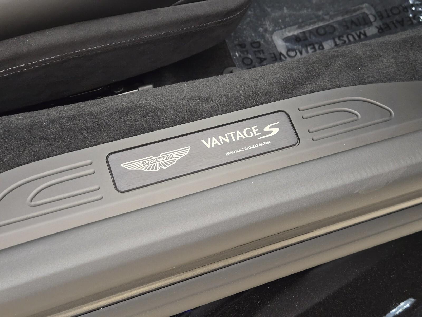 2026 Aston Martin Vantage Base - Photo 21