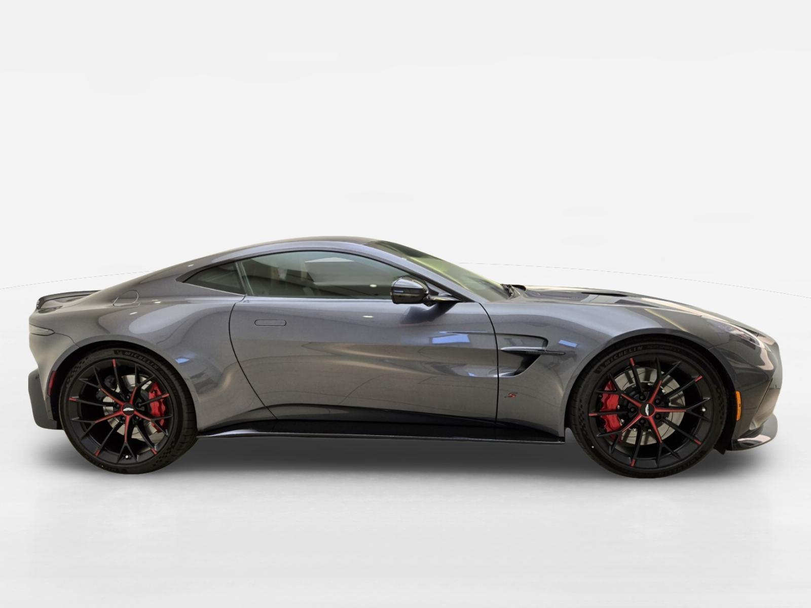 2026 Aston Martin Vantage Base - Photo 6