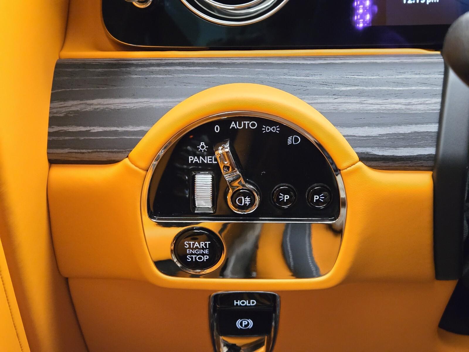 2025 Rolls-Royce Spectre Base - Photo 36