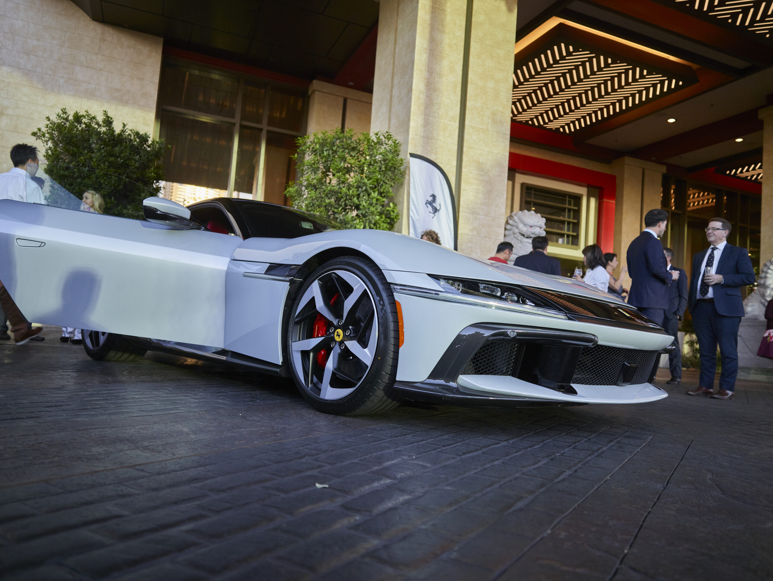 Ferrari image 4.5